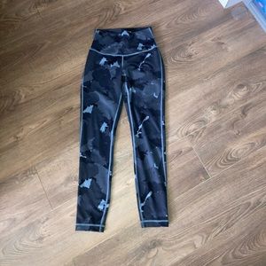 Lululemon leggings, size 4